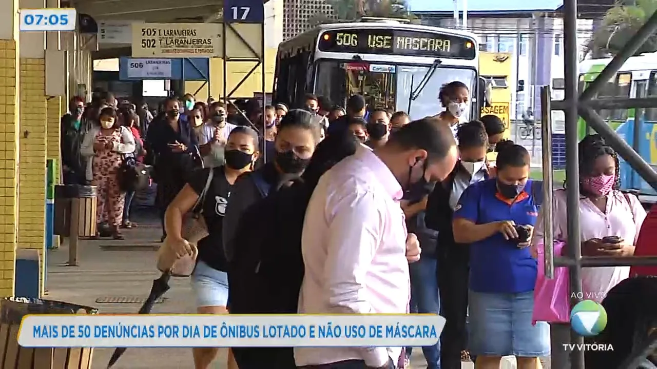 50 denúncias por dia de ônibus lotado