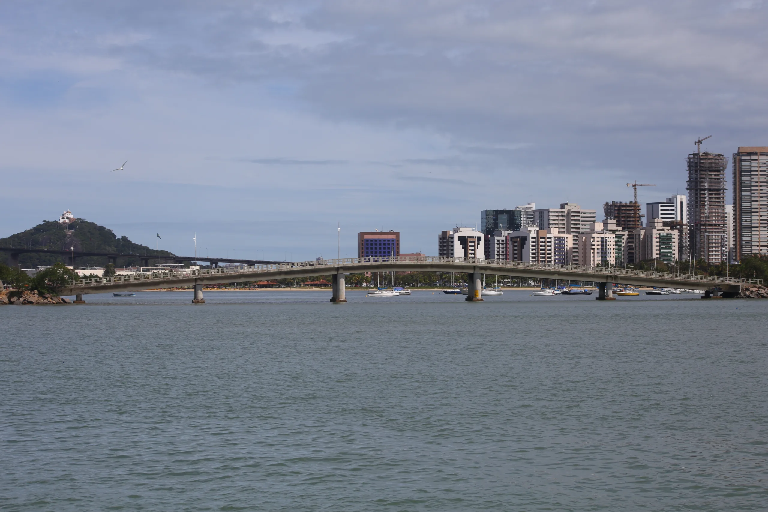 Temperatura pode chegar a 39 °C nesta sexta-feira; calor diminui durante fim de semana