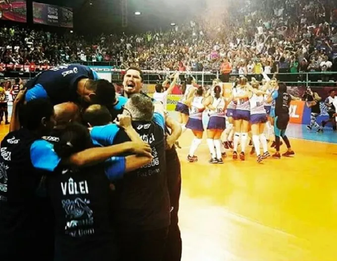 Osasco derrota Praia Clube pela terceira vez e vai à final da Superliga Feminina