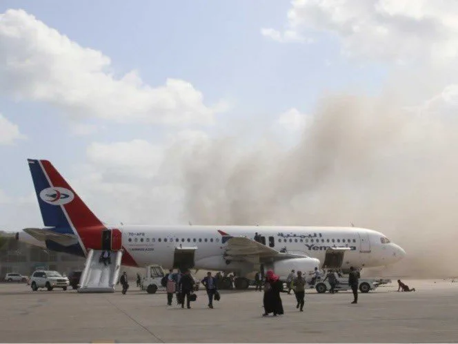 Ataque com mísseis deixa 25 mortos e 110 feridos no aeroporto de Áden