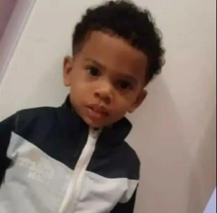 Mãe abraçou filho de 2 anos para salvá-lo; menino baleado na cabeça morreu nesta sexta-feira