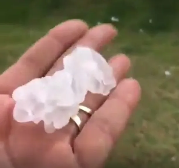 VÍDEO | Chuva de granizo atinge municípios do Espírito Santo