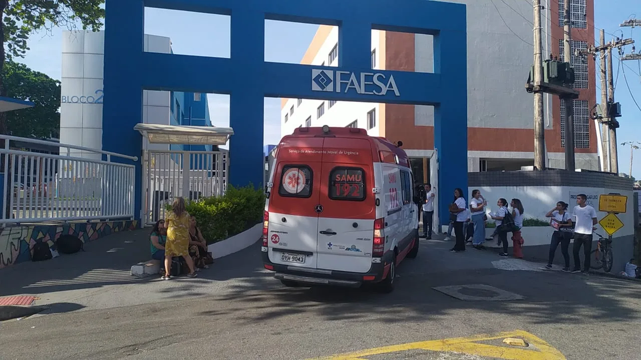 Enem: estudante passa mal e é socorrida pelo Samu em Vitória