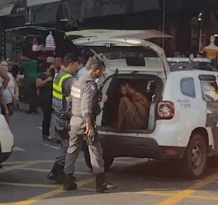 VÍDEO | Morador de rua é ferido com uma barra de ferro durante briga na Expedito Garcia