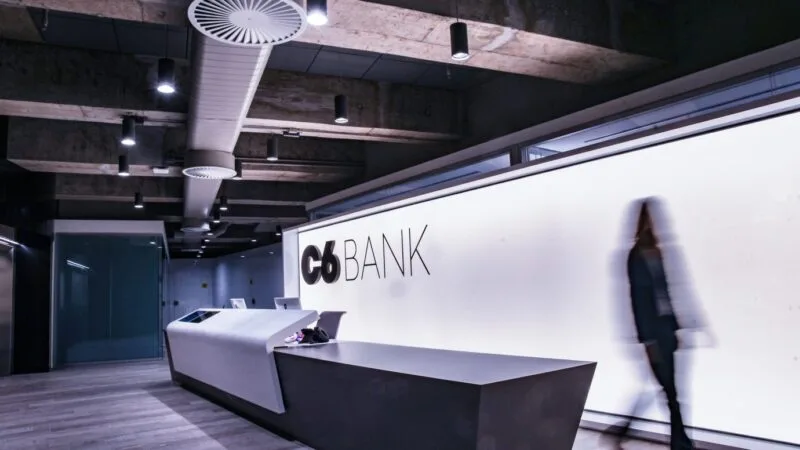 C6 Bank é notificado pelo Procon-SP por operações de crédito não solicitadas