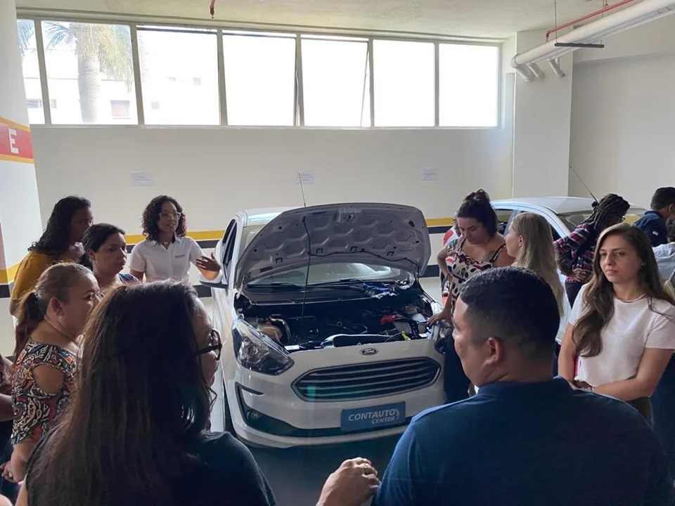 Detran-ES abre 120 vagas só para mulheres em curso de mecânica; veja como se inscrever