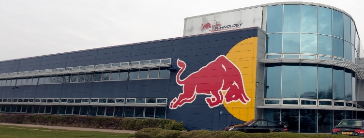 Red Bull seleciona universitários para trainee