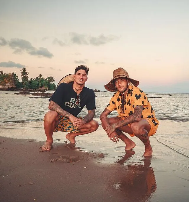 Moda praia masculina: saiba o que está na moda neste verão!