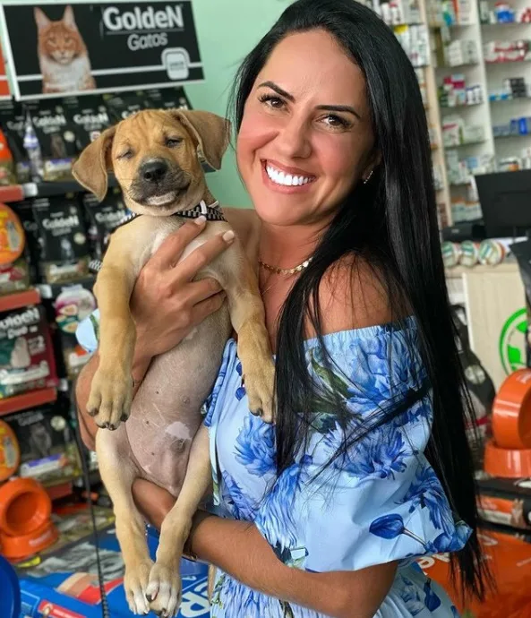 Zezé Di Camargo e Graciele Lacerda adotam cachorro: 'Novo integrante canino'