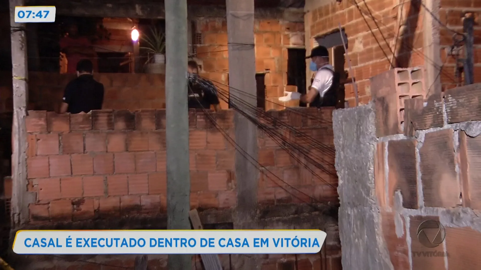 Casal é executado dentro de casa em Vitória