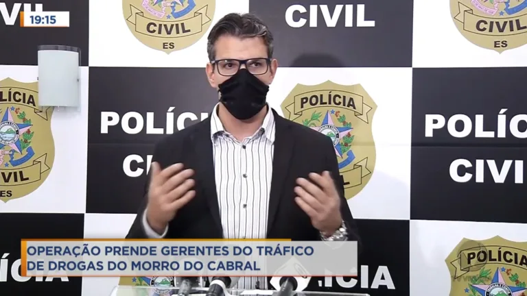 Suspeito de gerenciar tráfico de drogas no Morro do Cabral, em Vitória, é preso