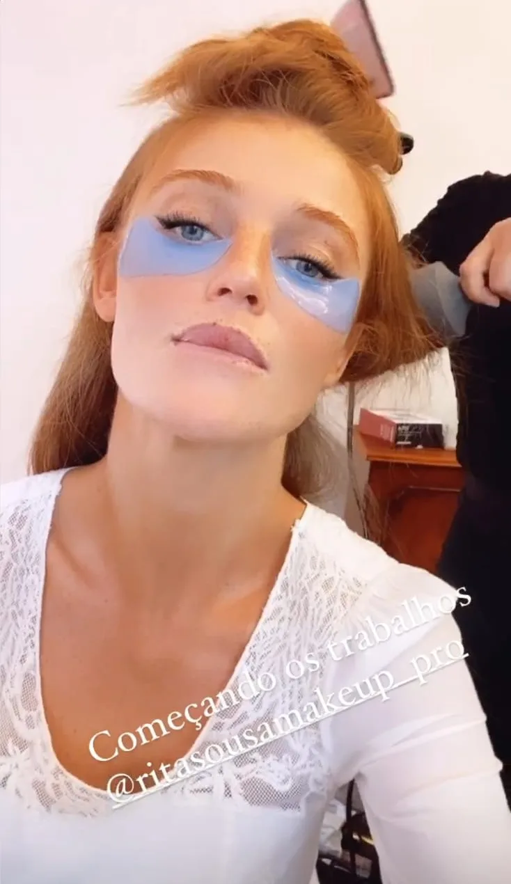 Cintia Dicker exibe look e preparativos para casamento com Pedro Scooby