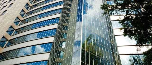 Hospital Lifecenter seleciona enfermeiros e técnicos