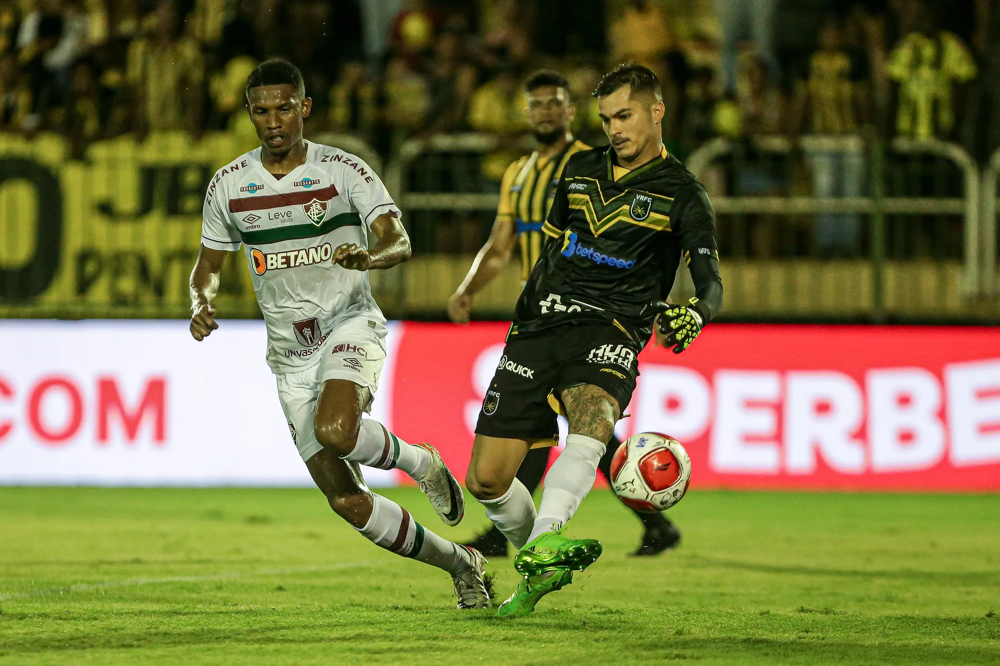 Fluminense é o primeiro dos grandes a tropeçar no Carioca