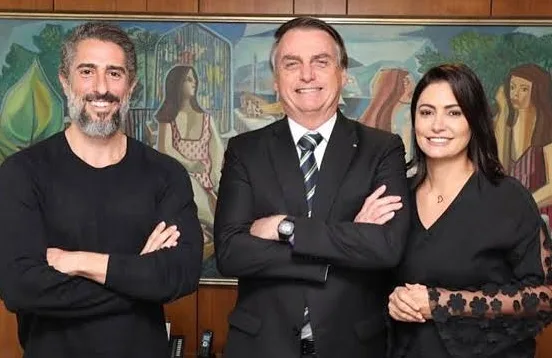 Jair Bolsonaro sanciona lei que institui carteira nacional do autista