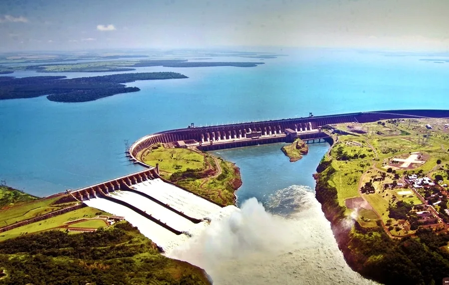 Hidrelétrica de Itaipu, uma gigante 