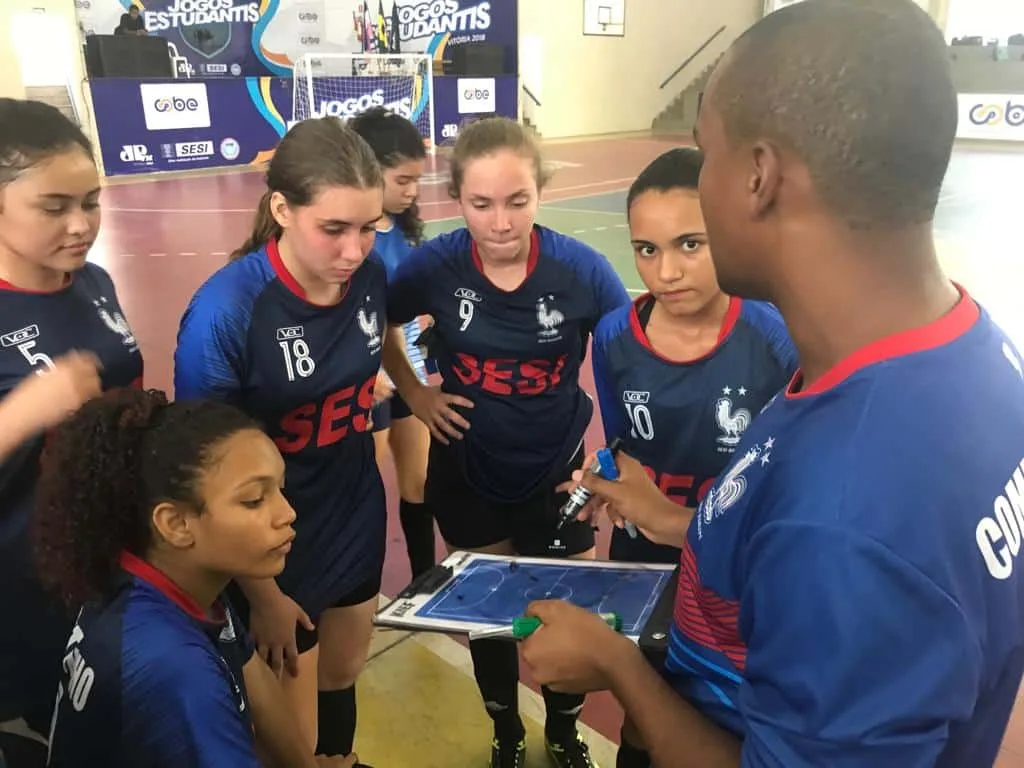 Estreia das meninas do futsal e e classificação de equipes masculinas marcam o 4º dia dos Jogos