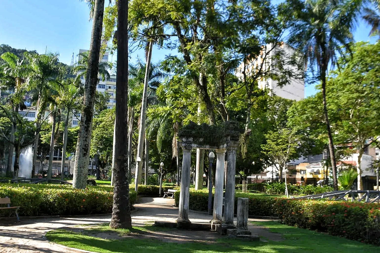 Jovem é detido no Parque Moscoso com celulares roubados