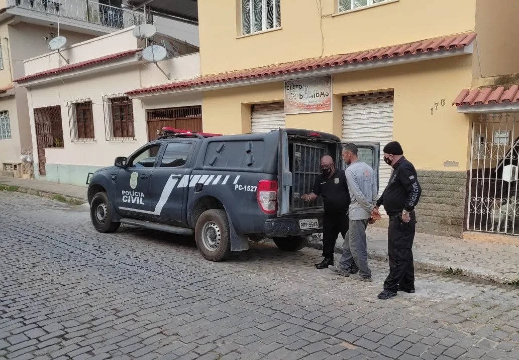 Ex-marido é preso suspeito de matar mulher e cantor sertanejo em fazenda no Sul do ES