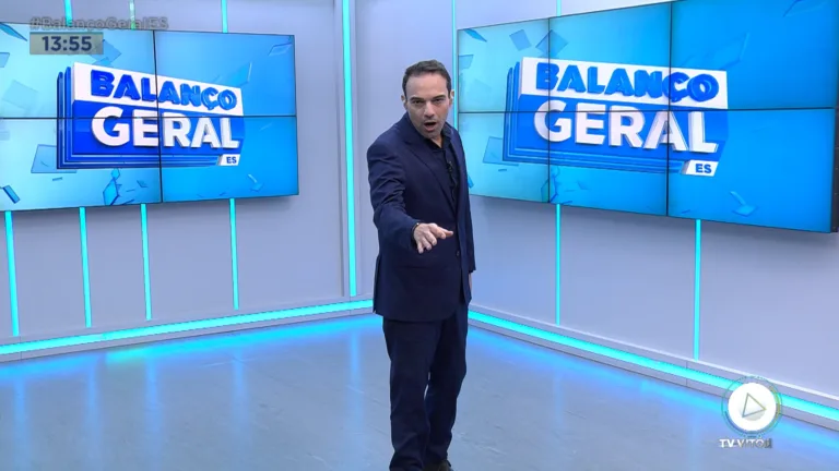 FLAGRA! Bandido invade lanchonete, leva dois celulares e pega o dinheiro do caixa em Guarapari