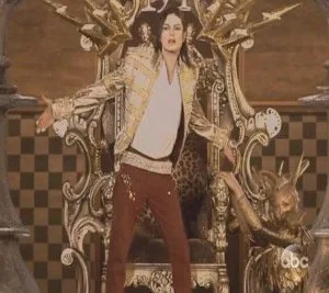 Michael Jackson "ressuscita" em forma de holograma no prêmio Billboard