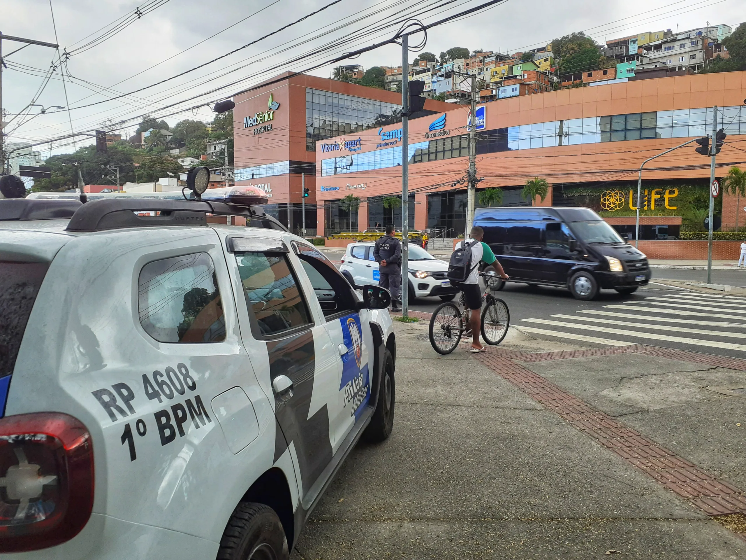 Ônibus circulam normalmente em regiões de conflito de Vitória