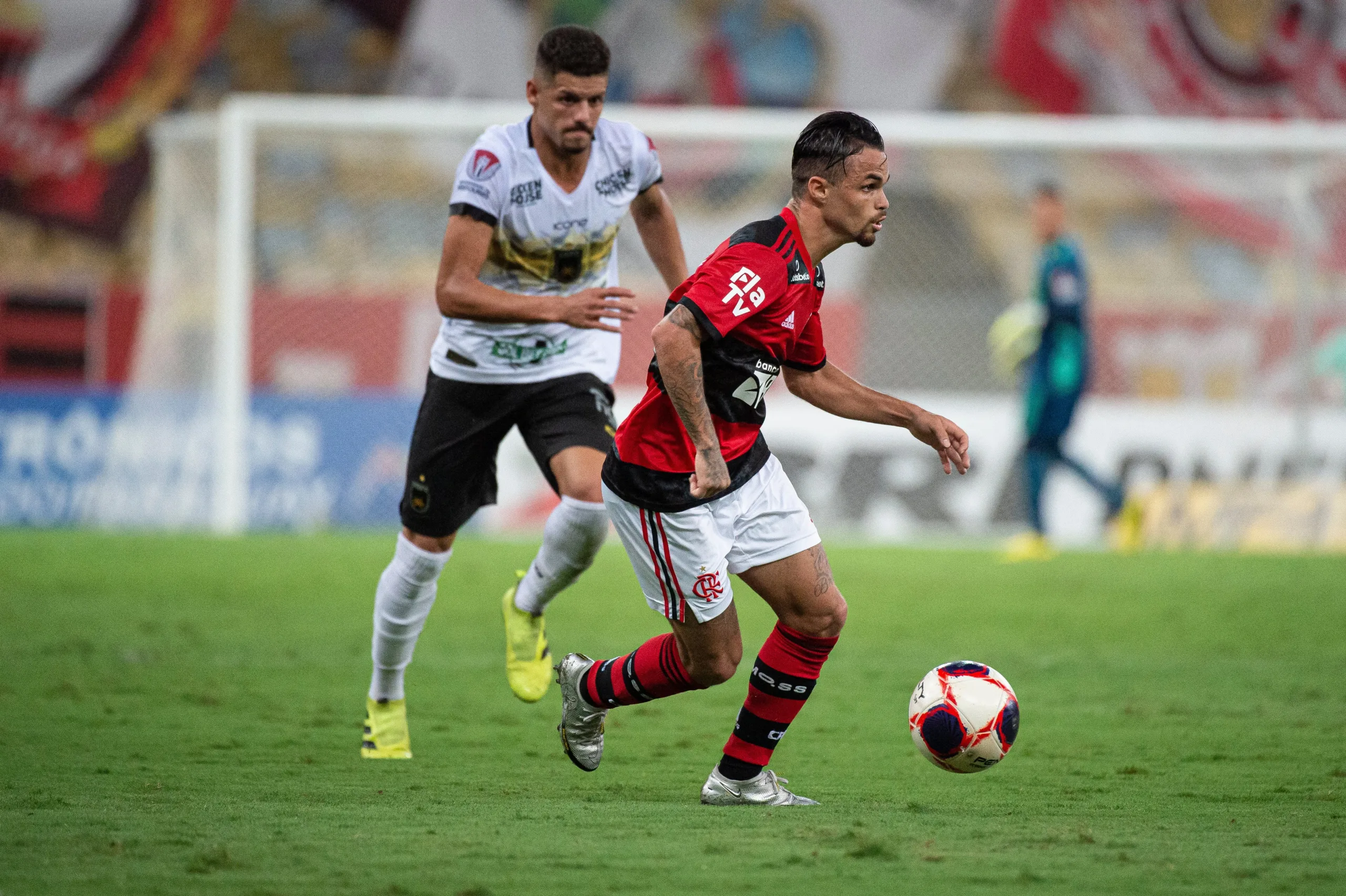 É daqui a pouco! Flamengo e Volta Redonda decidem vaga na final do Cariocão na tela da TV Vitória