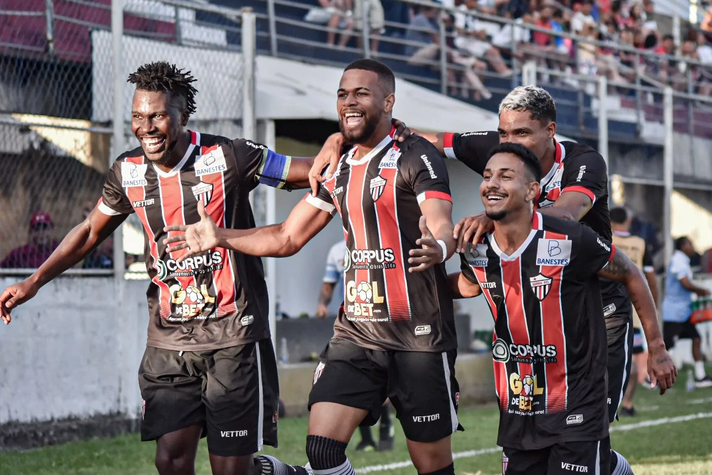 Serra atropela o GEL, chega a segunda vitória seguida e entra no G4 da Copa ES