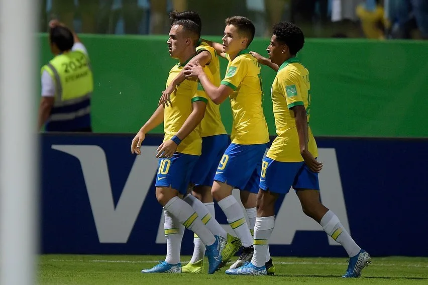 Brasil vence Itália e pega França na semi do Mundial Sub-17