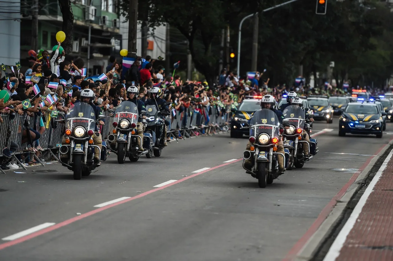 Mais de cinco mil pessoas acompanharam o desfile de 7 de setembro em Vitória