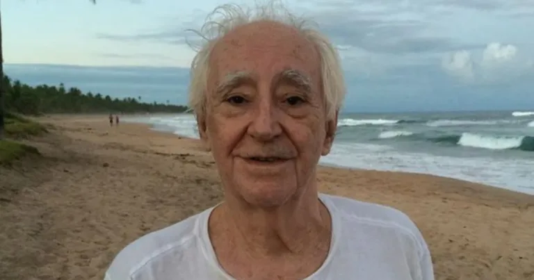 Aos 86, Zé Celso é internado na UTI após incêndio; estado de saúde é grave