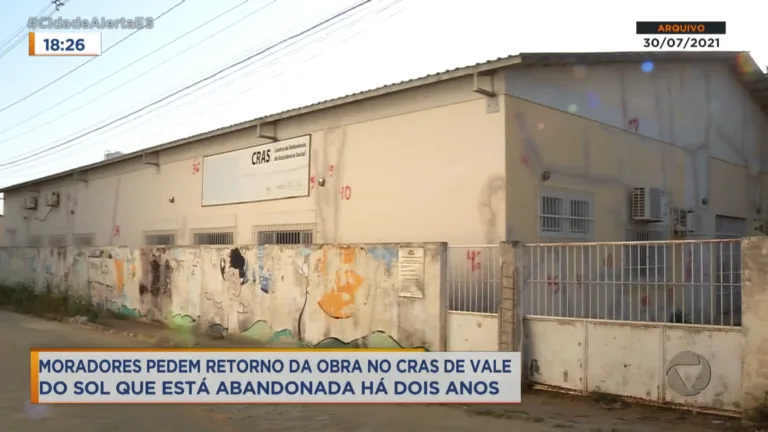 Moradores pedem retorno da obra no CRAS Vale do Sol que está abandonado há dois anos