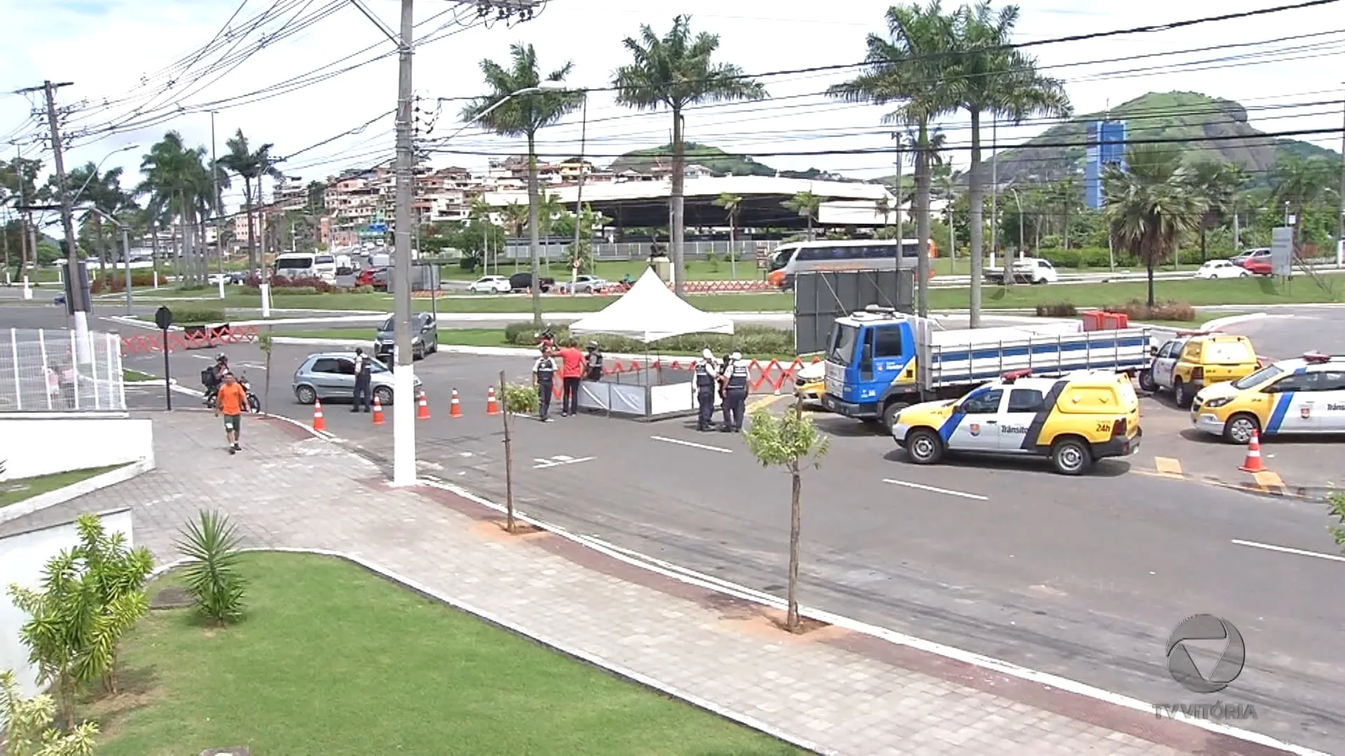 Desfile altera trânsito em Vitória