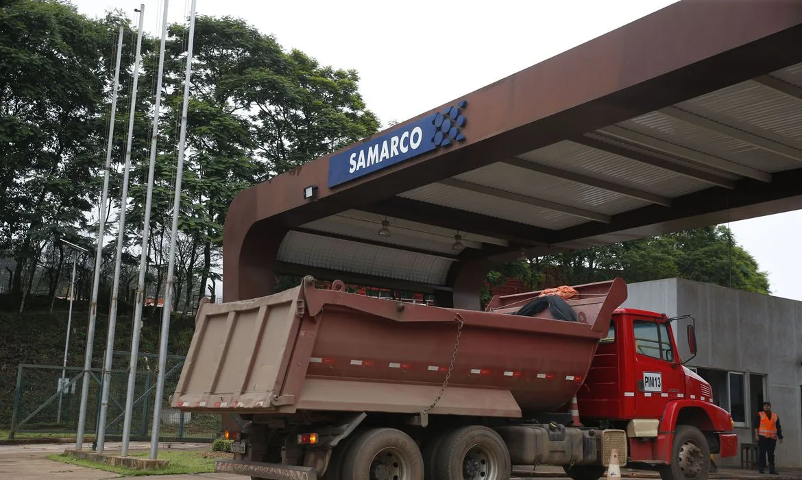 Entrada da mineradora Samarco.