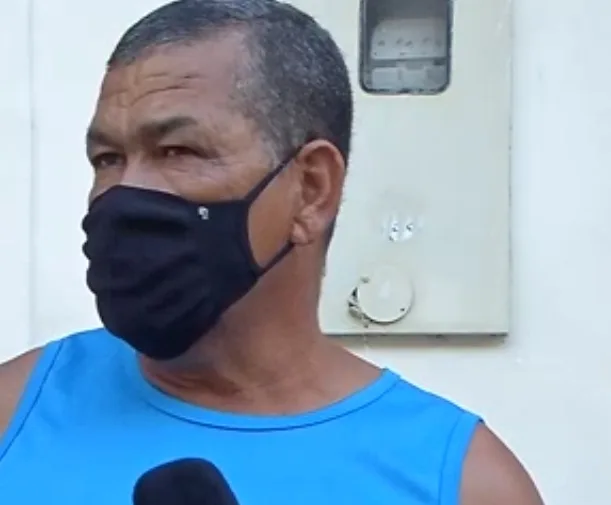 VÍDEO | 'Em 40 anos de profissão nunca aconteceu isso comigo", conta pescador sobrevivente de naufrágio