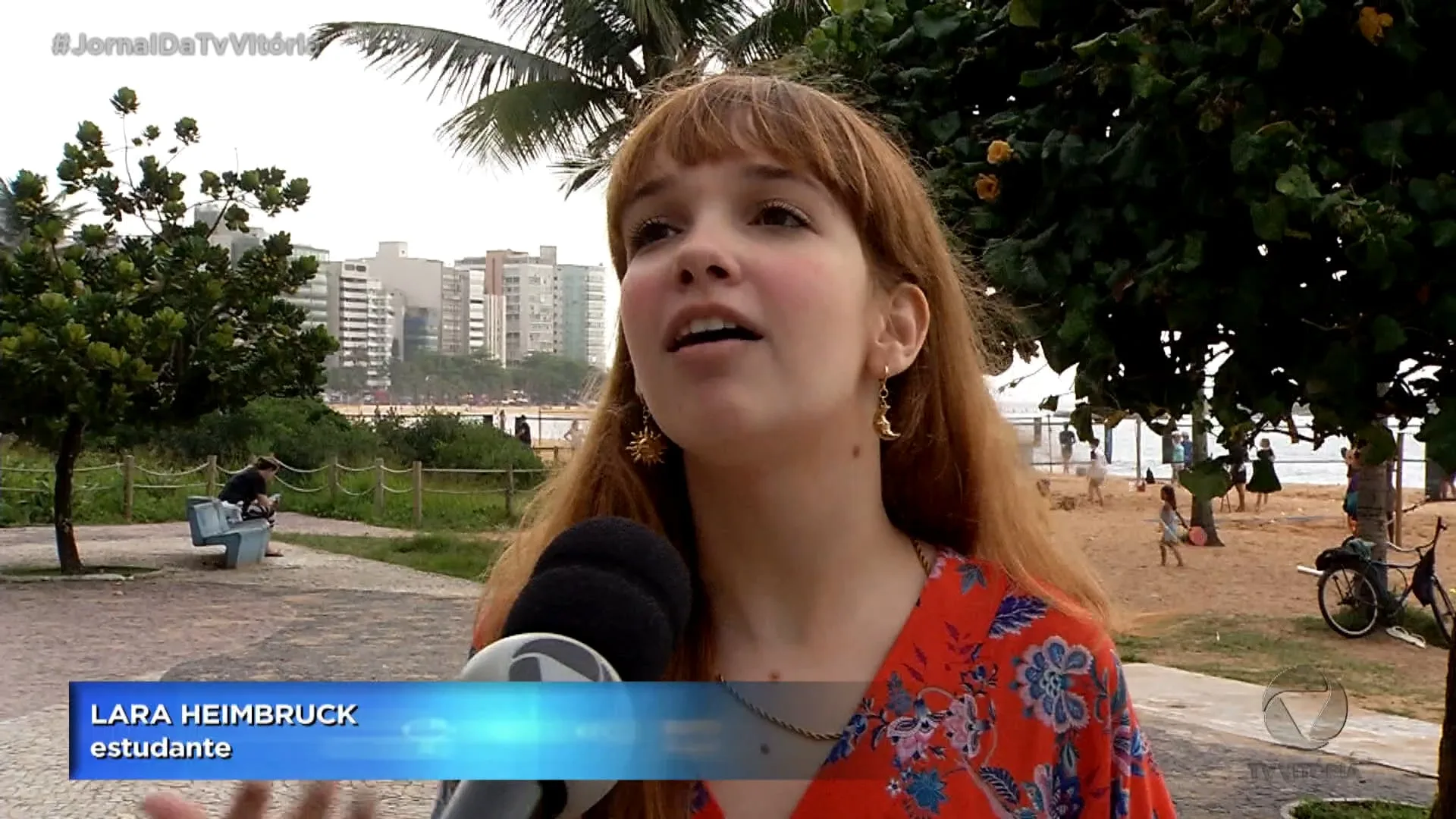 Banhistas são queimados por águas-vivas na Praia da Costa, em Vila Velha