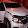Criminosos são presos após trocarem tiros com a polícia, baterem carro e invadirem residência