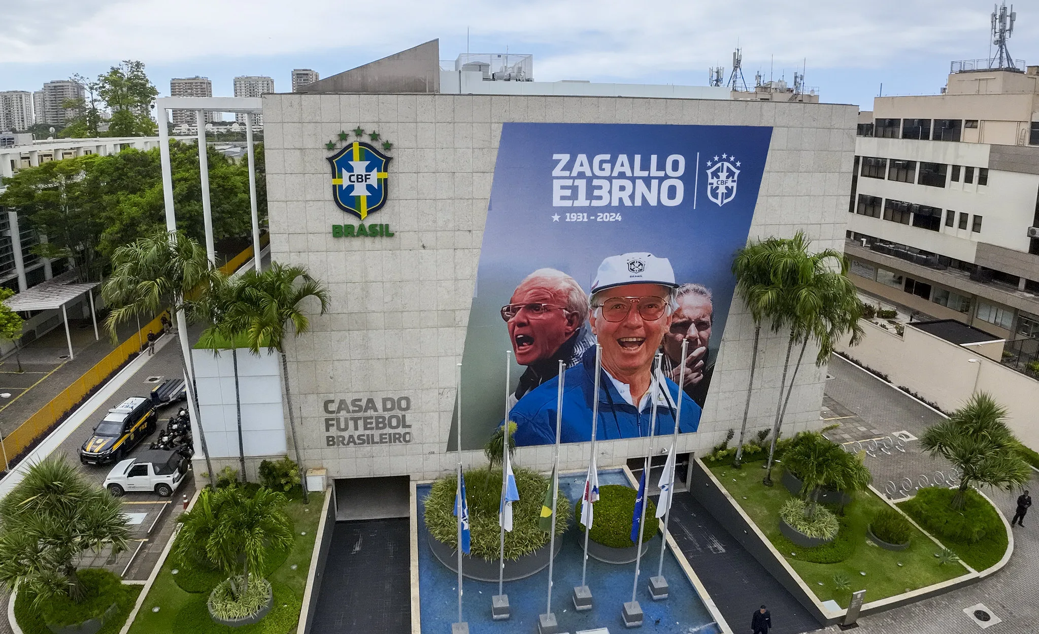 Velório de Zagallo tem presença e público e personalidades do esporte