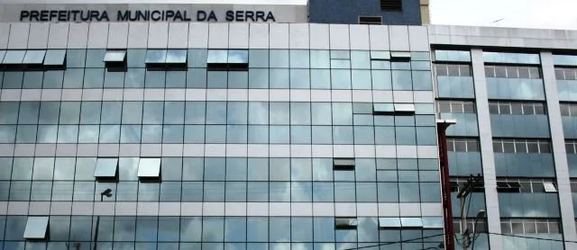 Serra contrata assistentes sociais e psicólogos