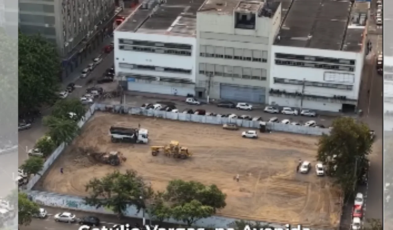 Terreno enorme no Centro de Vitória vai virar estacionamento com 128 vagas