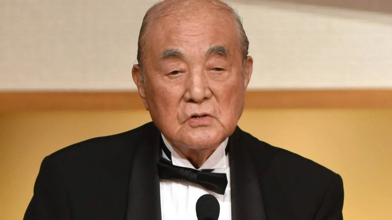 This picture taken on October 18, 2017 shows former Japanese prime minister Yasuhiro Nakasone speaking during the awards ceremony for the 29th Praemium Imperiale in Tokyo. – Nakasone, an ardent conservative who worked to forge a stronger military alliance with the United States, has died at the age of 101, local media said on November […]