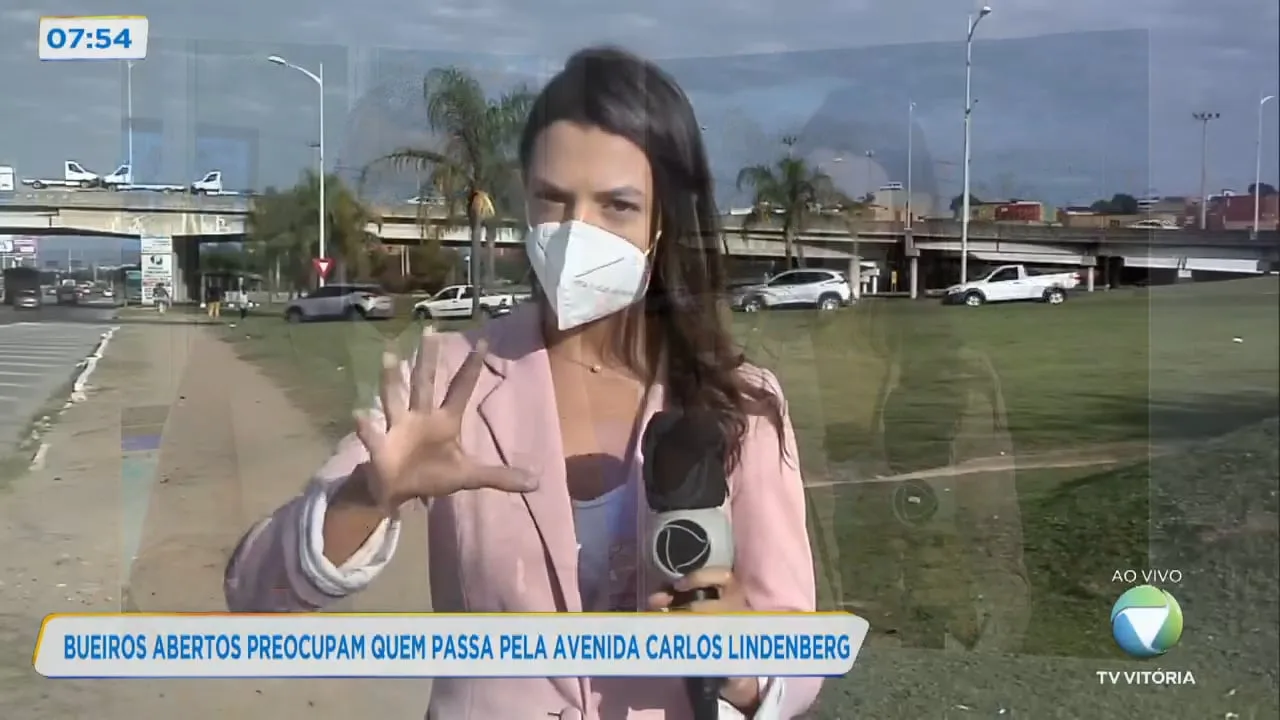 Bueiros abertos preocupam moradores em Vila Velha