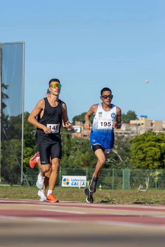 Projeto escolar mobiliza comunidade da Serra em torno do atletismo