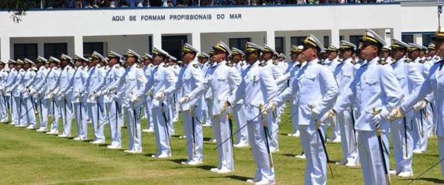 Marinha abre 22 vagas com salários até R$ 11 mil