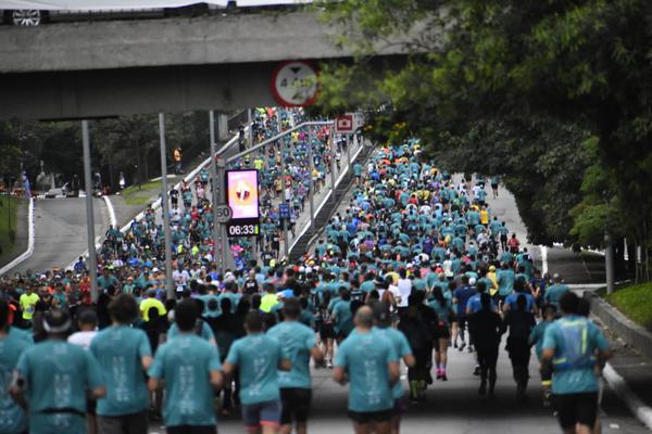 Africanos Vestus Cheboi e Yadeni Alemayehu vencem a 27ª Maratona Internacional de São Paulo