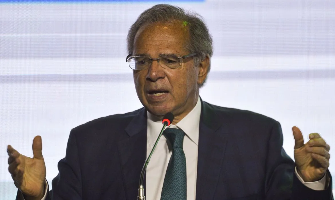 O ministro da Economia, Paulo Guedes, durante palestra de abertura do Painel Telebrasil Summit 2022.