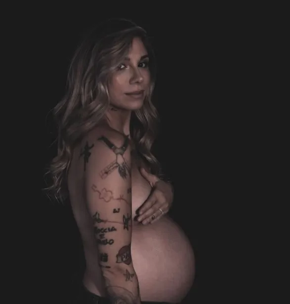 Christina Perri relata morte da filha recém-nascida: 'Ela nasceu calada'