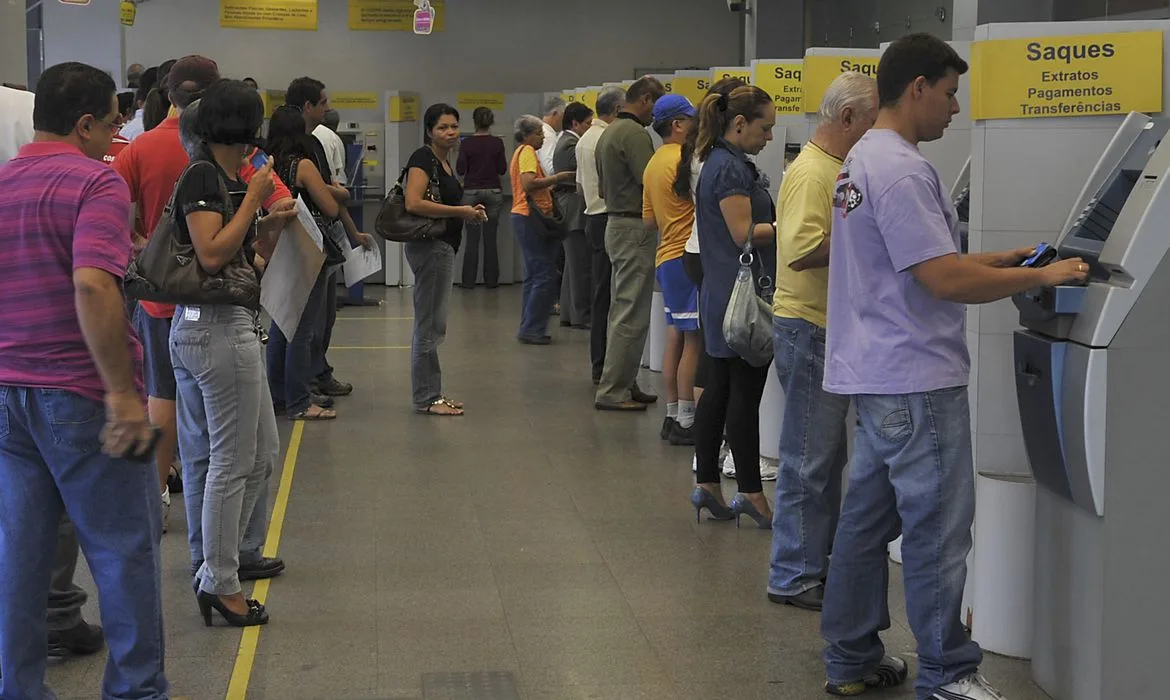 Feriado: bancos fecham nesta quarta-feira e reabrem na quinta