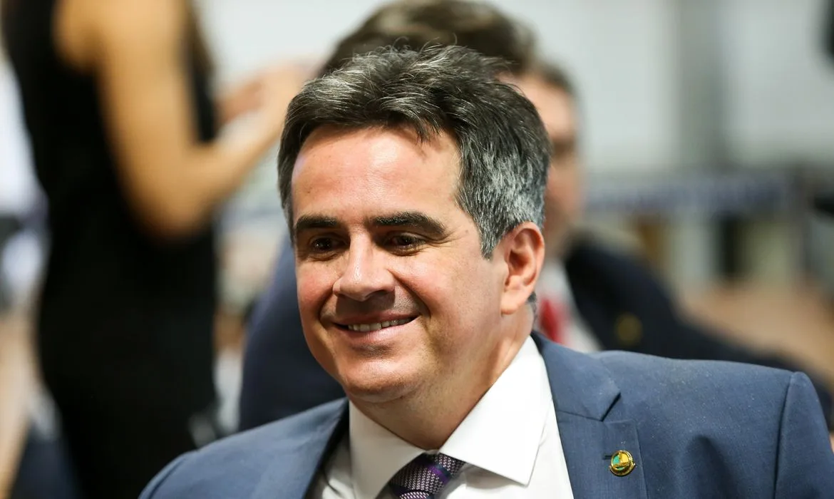 Brasília – O senador Ciro Nogueira, autor do projeto de lei que dispõe sobre a exploração de jogos de azar em todo o território nacional, durante sessão da CCJ Senado (Marcelo Camargo/Agência Brasil)