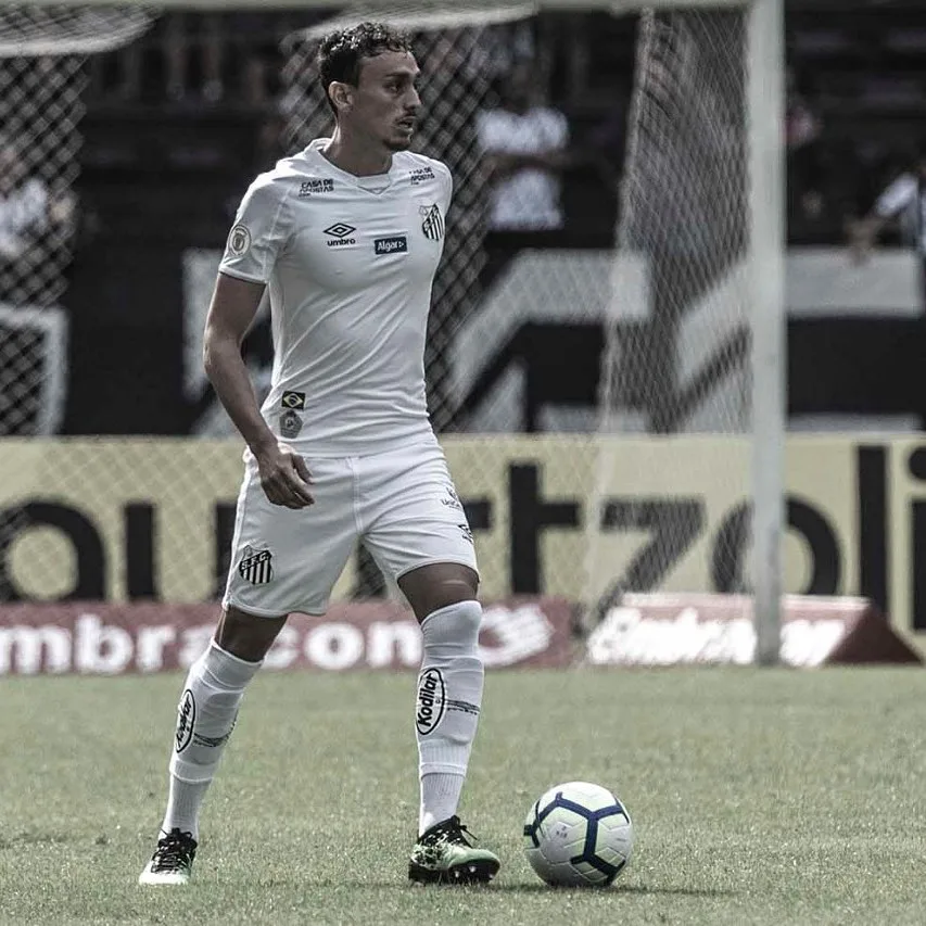 Sem Diego Pituca e Vanderlei, Santos inicia preparação para jogo contra o Bahia